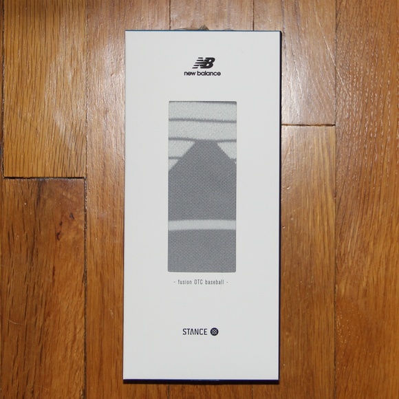 new balance baseball socks